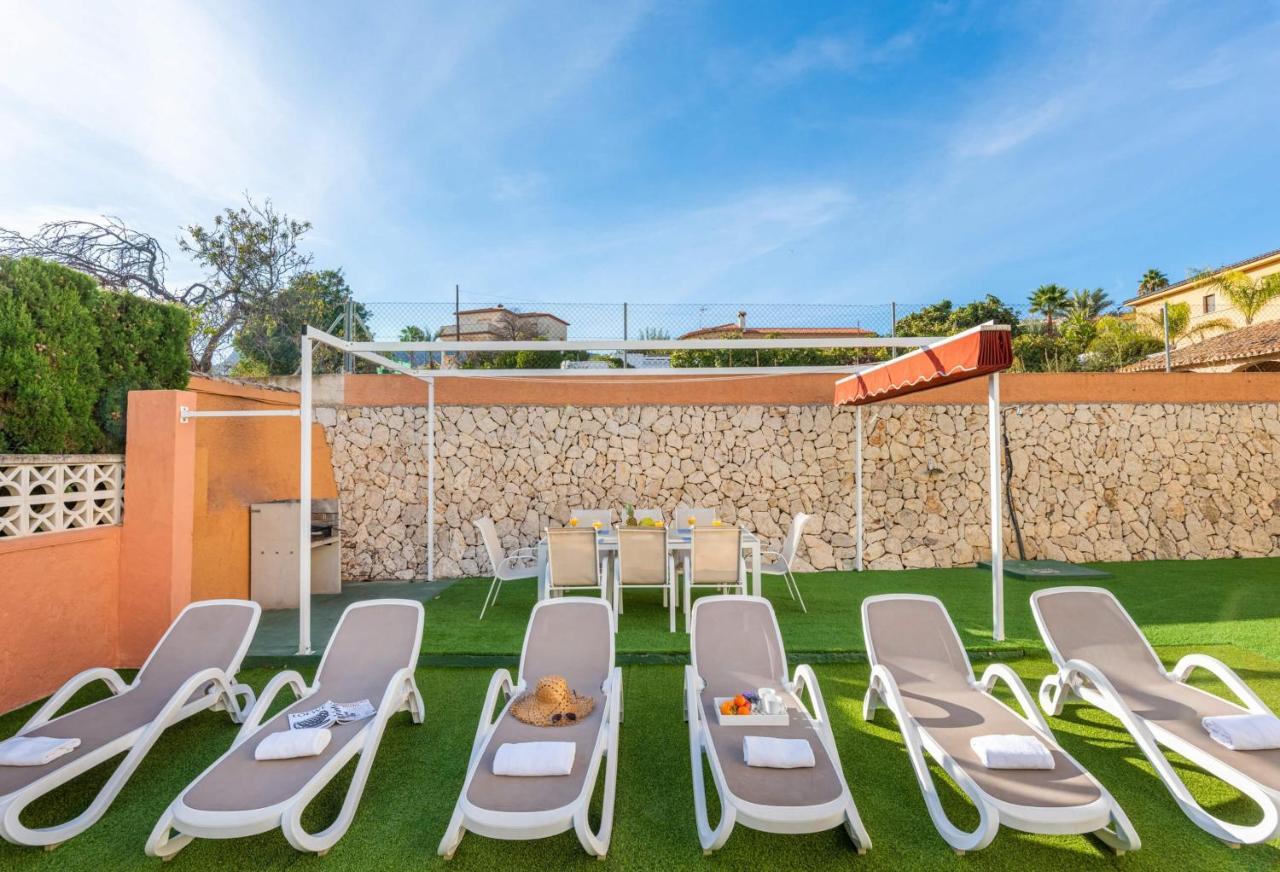 Ricardo - Plusholidays Villa
